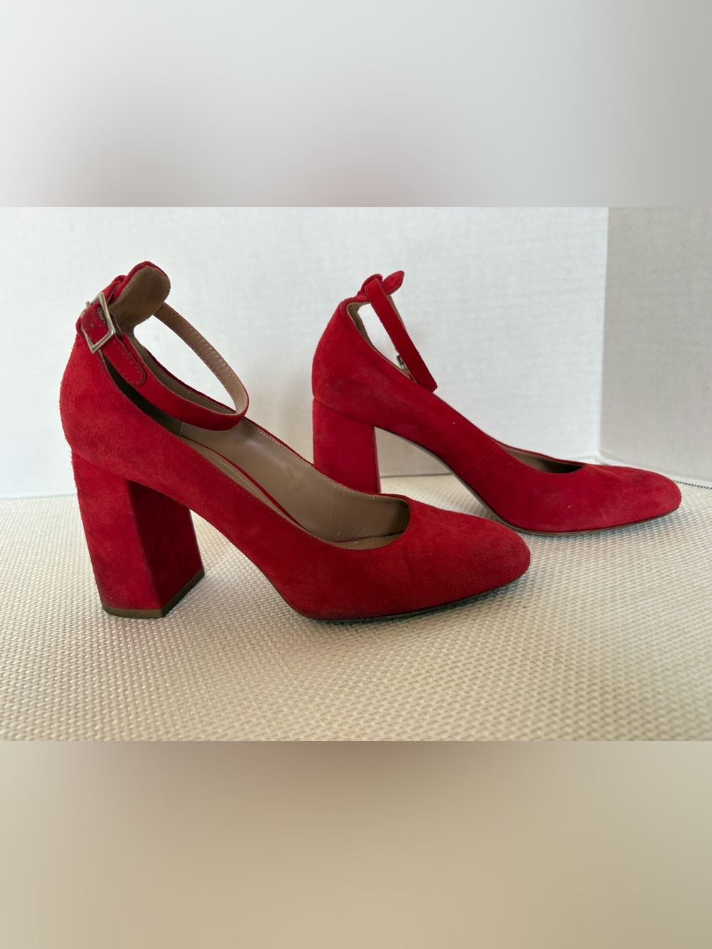 Lewit Emilia Ankle Strap Pump High Heels Almond Toe Suede Leather Red 38
